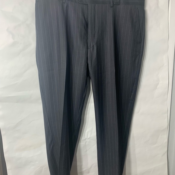 Berragamo Mens Gray pinstripe two button single breasted jacket flat front pants - Picture 7 of 8